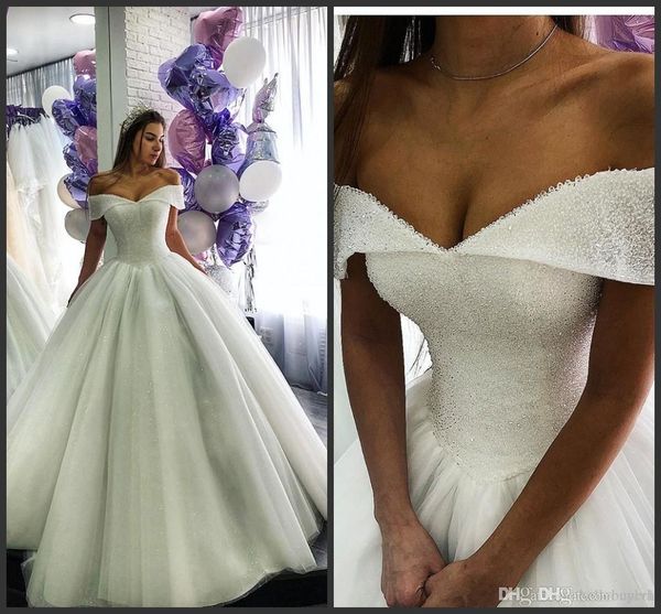white tulle gothic african ball gown wedding dresses full bling beading off shoulder princess wedding dress bridal gowns 2019 new
white tulle gothic african ball gown wedding dresses full bling beading off shoulder princess wedding dress bridal gowns 2019 new