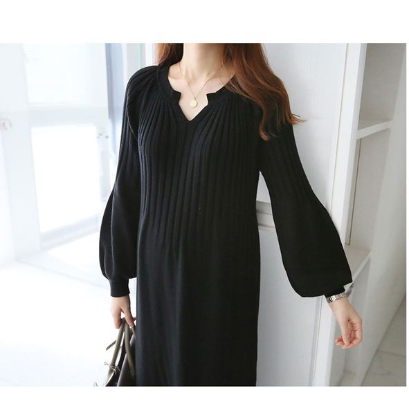 korean soft warm knitted maternity sweater long clothes for pregnant women sweater y873, White
korean soft warm knitted maternity sweater long clothes for pregnant women sweater y873, White