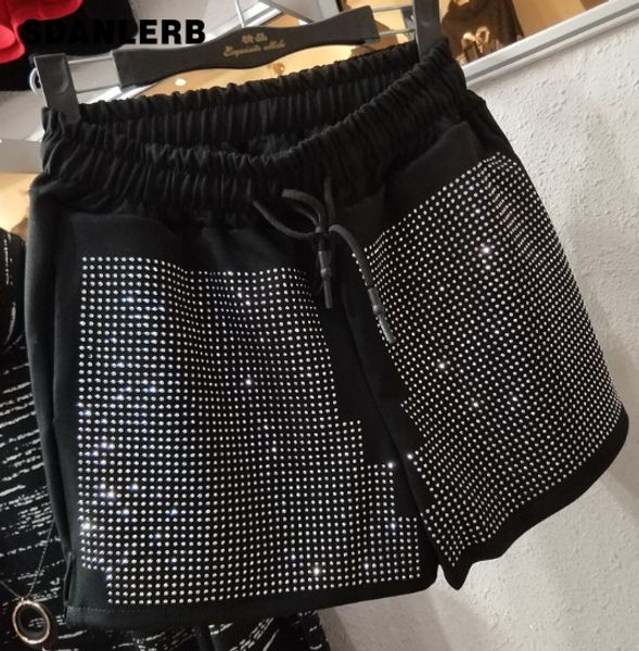 plus size shorts women's 2019 new winter elastic-waist 6xl high temperature drilling diamond wide-leg trousers loose shorts, White;black
plus size shorts women's 2019 new winter elastic-waist 6xl high temperature drilling diamond wide-leg trousers loose shorts, White;black