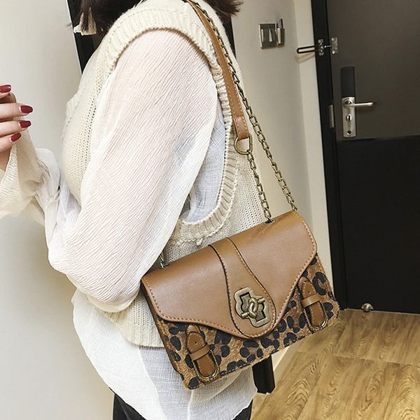 2019 new women's bag korean version of fashion chain single shoulder bag leopard-print lady messenger
2019 new women's bag korean version of fashion chain single shoulder bag leopard-print lady messenger