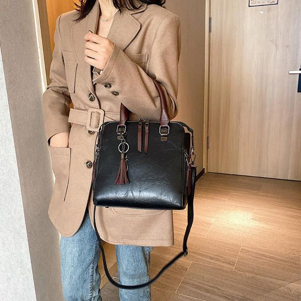 bags for women 2020 vintage tassel shoulder bag pu leather solid crossbody bag messenger handbags women bags
bags for women 2020 vintage tassel shoulder bag pu leather solid crossbody bag messenger handbags women bags