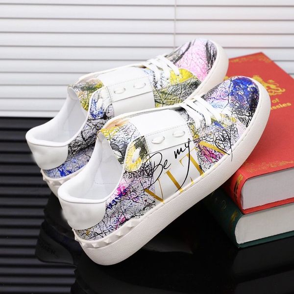 luxury val.entino new casual shoes couple high end low shoes anti slip wear sheep shoes 5175p003 size: 36-45, Blue;gray
luxury val.entino new casual shoes couple high end low shoes anti slip wear sheep shoes 5175p003 size: 36-45, Blue;gray