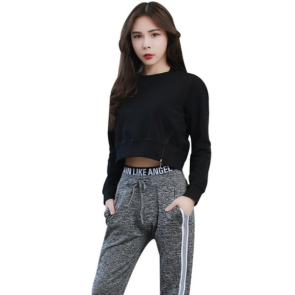 lady clothing for autumn and winter printing moisture absorption and quick drying three-piece casual loose fitness set, White
lady clothing for autumn and winter printing moisture absorption and quick drying three-piece casual loose fitness set, White