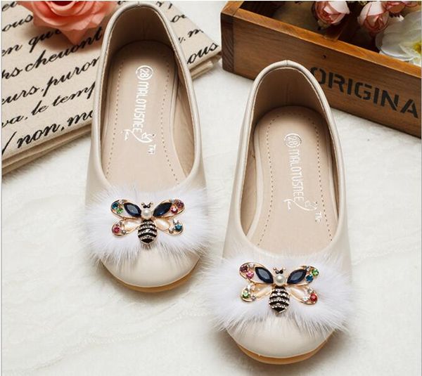 spring autumn model little girl princessdance shoes soft bottom non slip bees diamond children shoes student performance, Black;grey 
spring autumn model little girl princessdance shoes soft bottom non slip bees diamond children shoes student performance, Black;grey