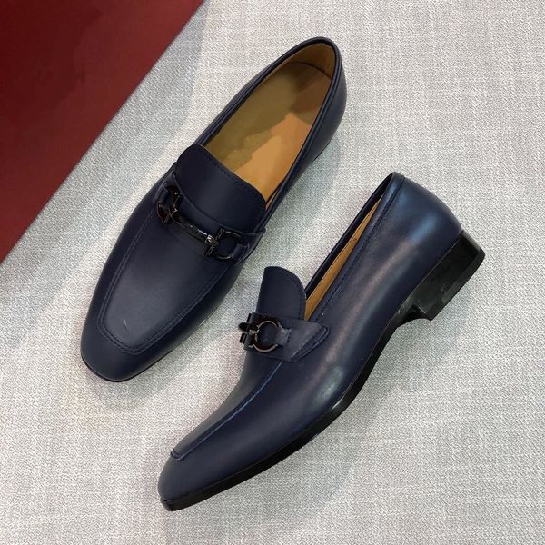luxury mens designer luxury quality shoes with shoes leather loafer designed with an elongated toe size:39-43 mmmmd
luxury mens designer luxury quality shoes with shoes leather loafer designed with an elongated toe size:39-43 mmmmd