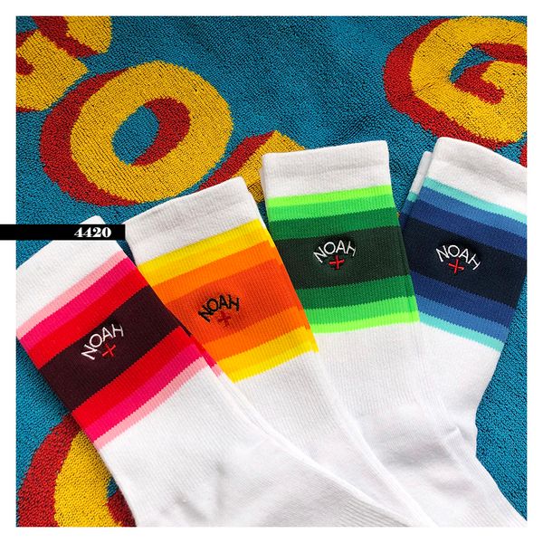 noah fashion brand socks for men women skateboards striped middle long hip hop fashion designer socks, Black
noah fashion brand socks for men women skateboards striped middle long hip hop fashion designer socks, Black