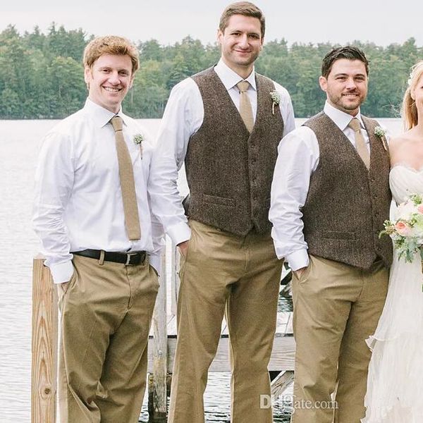 dark brown wool groom vests 2020 farm wedding party attire groomsmen team vest slim fit men's dress suit prom garden country waistcoat, Black
dark brown wool groom vests 2020 farm wedding party attire groomsmen team vest slim fit men's dress suit prom garden country waistcoat, Black