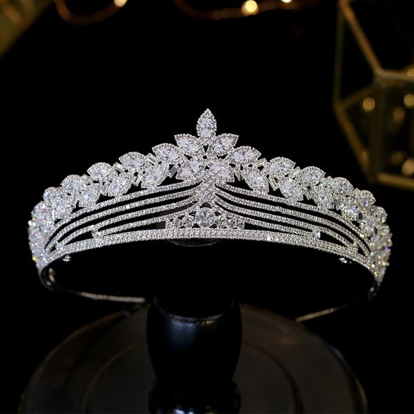 simple wedding hair accessories bride tiaras crystal crown hair accessories wedding dress a00604, Golden;white
simple wedding hair accessories bride tiaras crystal crown hair accessories wedding dress a00604, Golden;white