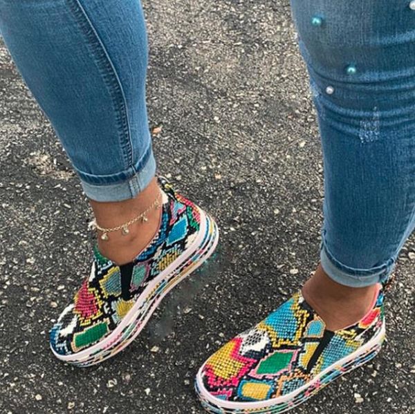 women casual shoes 2019 autumn/winter snake pattern pu shoes flat outdoor wild fashion travel leather patent flat, Black
women casual shoes 2019 autumn/winter snake pattern pu shoes flat outdoor wild fashion travel leather patent flat, Black