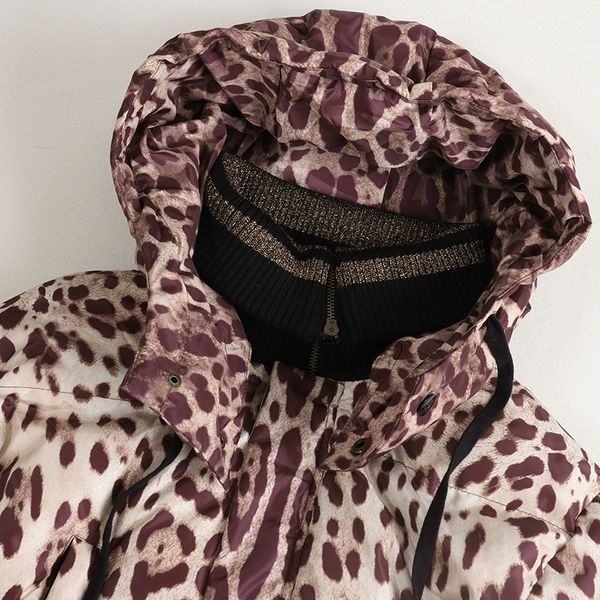2019 autumn and winter new style women's dress leopord pattern down jacket women's europe and america fashion hooded thick long, Black;white
2019 autumn and winter new style women's dress leopord pattern down jacket women's europe and america fashion hooded thick long, Black;white