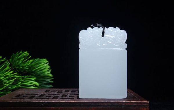 natural white peace and no troubles pendant men's women's jade pendant jade jade pendant 48*33*7.6mm, Silver
natural white peace and no troubles pendant men's women's jade pendant jade jade pendant 48*33*7.6mm, Silver