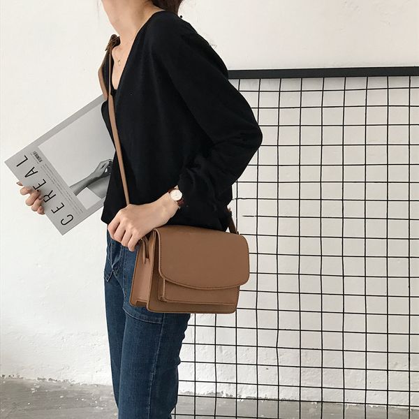 bag women 2020 new retro simple shoulder diagonal small square bag solid color pu leather leisure women's bags
bag women 2020 new retro simple shoulder diagonal small square bag solid color pu leather leisure women's bags