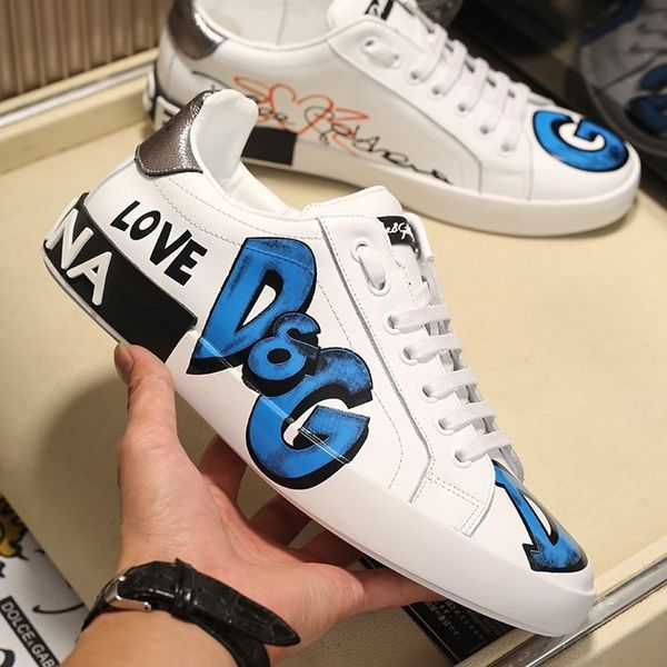 a6 luxury personality fashion men's shoes outdoor sports running men's shoes original box packaging zapatos hombre, Black
a6 luxury personality fashion men's shoes outdoor sports running men's shoes original box packaging zapatos hombre, Black