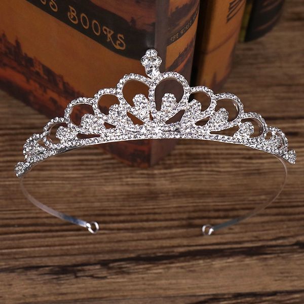 fashion silver tiara and crowns crystal heart rhinestone wedding hair jewelry for women queen princess girl bridal hair ornament, White;golden
fashion silver tiara and crowns crystal heart rhinestone wedding hair jewelry for women queen princess girl bridal hair ornament, White;golden