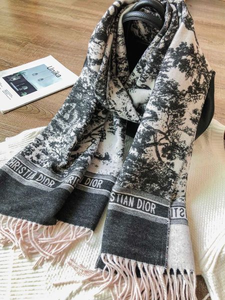 New tyle ta el carf de igner luxury carf de igner ca hmere wool carf d i o r 110 0cm true ilk 2019 fa hion luxury jewelry
New tyle ta el carf de igner luxury carf de igner ca hmere wool carf d i o r 110 0cm true ilk 2019 fa hion luxury jewelry