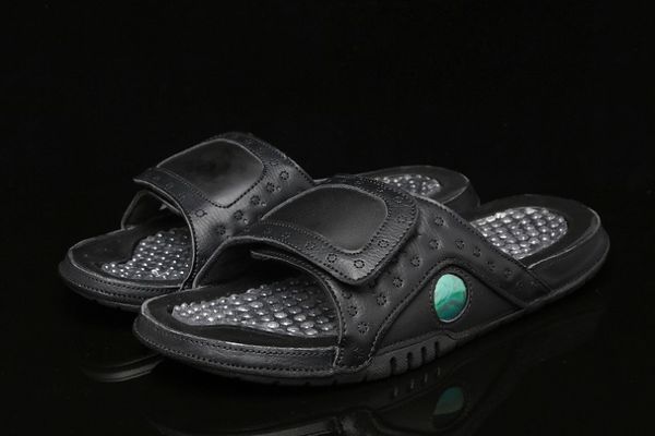 wholesale new hydro slippers massage black white sports men basketball shoes out casual sneakers shoes size us 7-12 40-47
wholesale new hydro slippers massage black white sports men basketball shoes out casual sneakers shoes size us 7-12 40-47