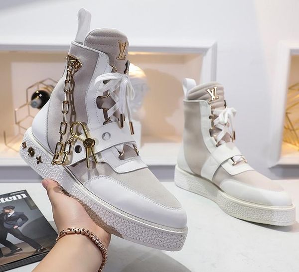 2019 new brand luxury de ign ca ual hoe couple hoe fa hion wild port hoe ize 35 45
2019 new brand luxury de ign ca ual hoe couple hoe fa hion wild port hoe ize 35 45