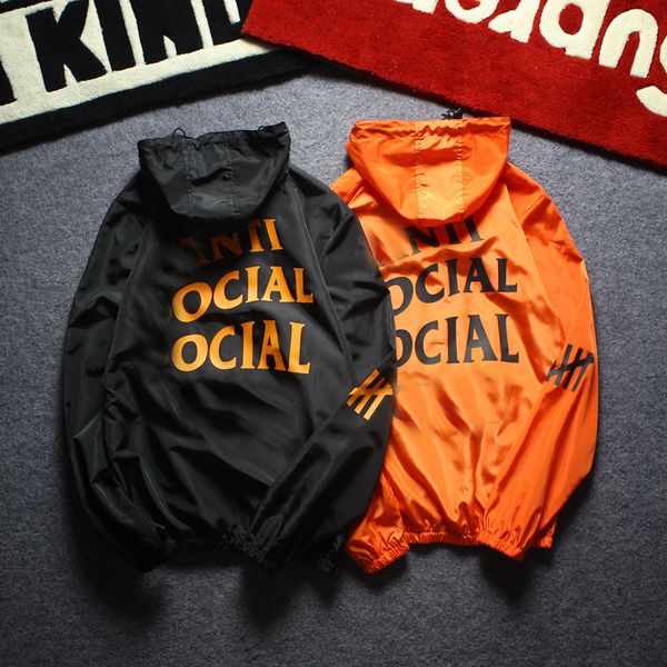 adesigner мужские пальто куртки солнцезащитный mens casual одежда куртки топы с letter printed отворотом капюшоном black ветровка streetwear, Black;brown
adesigner мужские пальто куртки солнцезащитный mens casual одежда куртки топы с letter printed отворотом капюшоном black ветровка streetwear, Black;brown