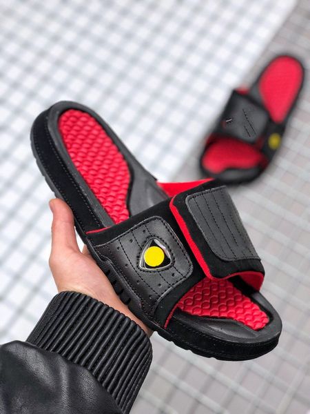 2020 summer new luxury designer men and women slippers cushioning thick bottom non-slip resistant classic fashion size 36-47
2020 summer new luxury designer men and women slippers cushioning thick bottom non-slip resistant classic fashion size 36-47