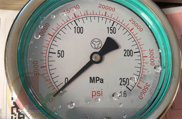 250mpa m20x1.5 high pressure fuel system meter gauge, 2500bar common rail high pressure gauge, 250mpa hydraulic gauge
250mpa m20x1.5 high pressure fuel system meter gauge, 2500bar common rail high pressure gauge, 250mpa hydraulic gauge