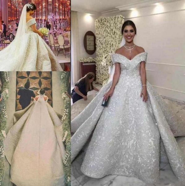 Plu ize 2019 audi arabic lace ball gown wedding dre e off houlder lace up back backle bridal gown cu tom made ve tido de novia
Plu ize 2019 audi arabic lace ball gown wedding dre e off houlder lace up back backle bridal gown cu tom made ve tido de novia