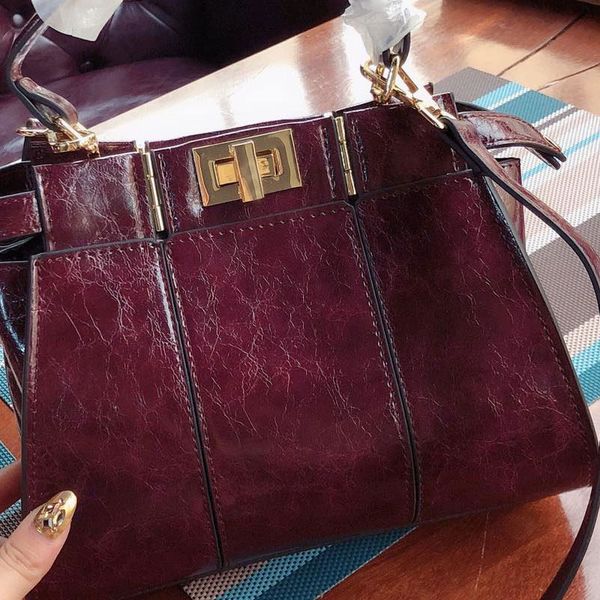 women's handbag shoulder bag fashion crossbody wallet card bag retro handbag trend bag grade metal texture multi-function
women's handbag shoulder bag fashion crossbody wallet card bag retro handbag trend bag grade metal texture multi-function