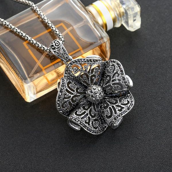 vintage flower long pendant necklace women new fashion jewelry wholesale sweater necklaces christmas gifts, Silver
vintage flower long pendant necklace women new fashion jewelry wholesale sweater necklaces christmas gifts, Silver