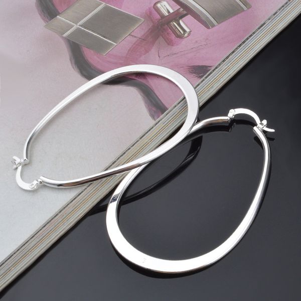 wholesale-arrival fashion u shape vogue round drop oval dangle hoop ring 925 sterling silver plated drop earring
wholesale-arrival fashion u shape vogue round drop oval dangle hoop ring 925 sterling silver plated drop earring