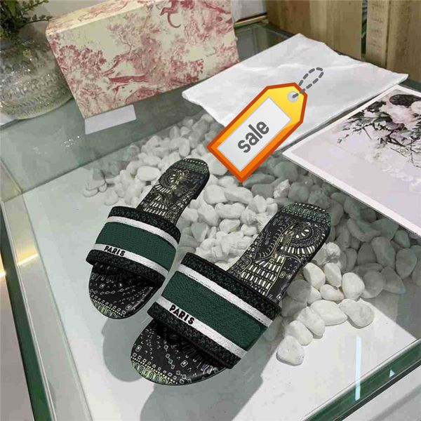 лучшее качество new 2020 dazzle цветы модные bohemia женщины тапочки лучшее качество письмо вышивки lady сандал размер 35, Black
лучшее качество new 2020 dazzle цветы модные bohemia женщины тапочки лучшее качество письмо вышивки lady сандал размер 35, Black