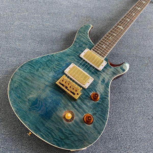 selling reed smith bule burst color quilte maple white mop & abonle birds fingerboard inlay tremolo bridge gold hardware 190308
selling reed smith bule burst color quilte maple white mop & abonle birds fingerboard inlay tremolo bridge gold hardware 190308