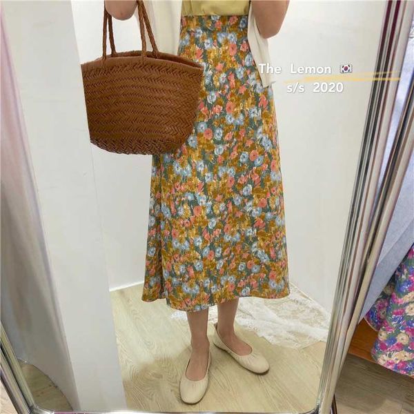 full color oil painting floral skirt female 2020 high waist slim long skirt chiffon, Black
full color oil painting floral skirt female 2020 high waist slim long skirt chiffon, Black