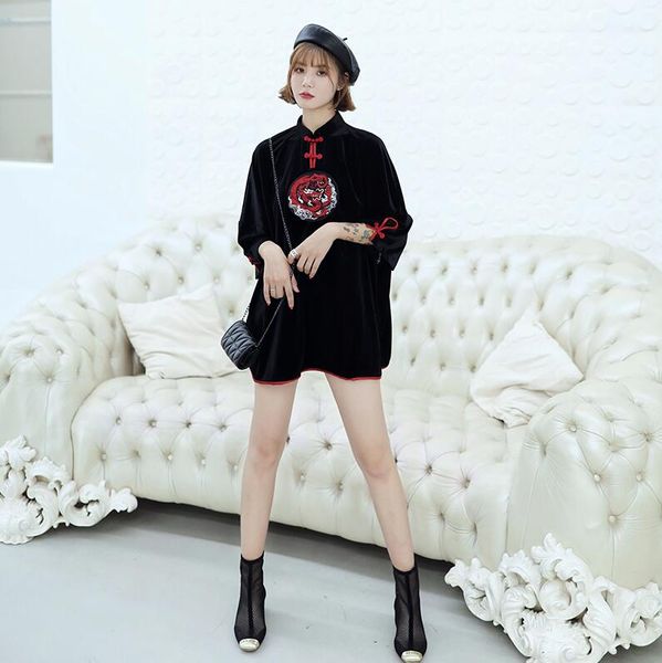 personalized black velvet short cheongsam young chinese style retro fashion autumn winter modified festival dress girl japanese fairy, Black;gray
personalized black velvet short cheongsam young chinese style retro fashion autumn winter modified festival dress girl japanese fairy, Black;gray
