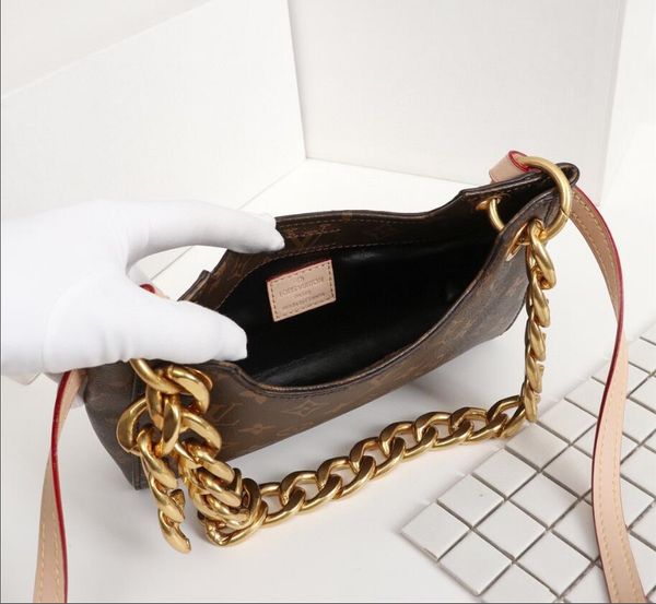 fashion retro chain stitching single shoulder cross-body bag women's bag new fashion casual high quality
fashion retro chain stitching single shoulder cross-body bag women's bag new fashion casual high quality