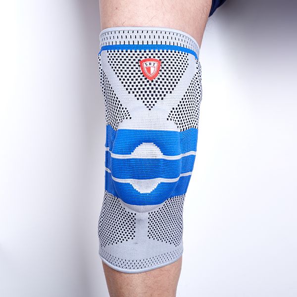 amoron knee brace sleeve compression knee support non slip comfort for running jogging hiking cycling sports arthritis meniscus tear-2 pack, Black;gray
amoron knee brace sleeve compression knee support non slip comfort for running jogging hiking cycling sports arthritis meniscus tear-2 pack, Black;gray