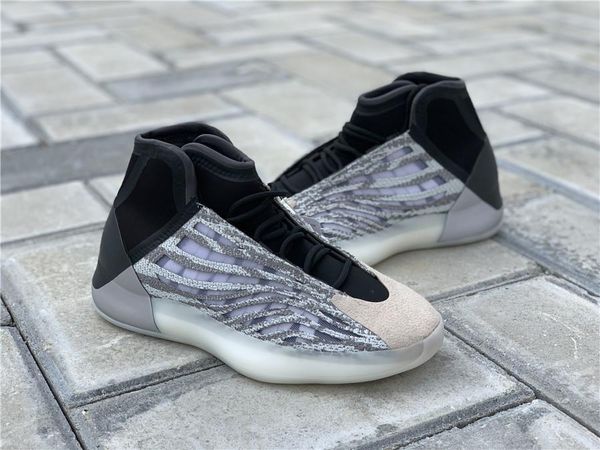 est authentic quantum basketball shoes men women mafia eg1535 kanye west wave runner 3m reflective sneakers sports with original box
est authentic quantum basketball shoes men women mafia eg1535 kanye west wave runner 3m reflective sneakers sports with original box
