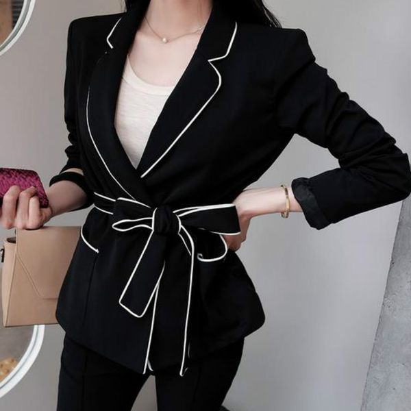 woman deep v-neck lapel jacket hit color slim suits women mini blazer long-sleeved coat cardigan with belt, White;black
woman deep v-neck lapel jacket hit color slim suits women mini blazer long-sleeved coat cardigan with belt, White;black