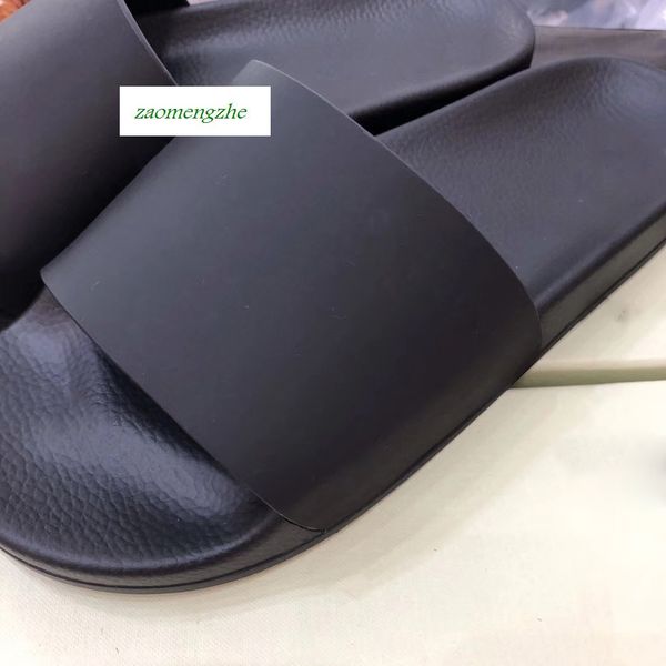 fashion off casual shoes indoor beach slippers white printing sweethearts shoes with box, Black
fashion off casual shoes indoor beach slippers white printing sweethearts shoes with box, Black