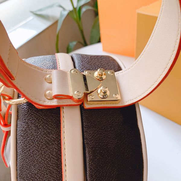 2020 designer handbag flowers letters wristlet round cakes banquet totes shoulder bags genuine leather women clutch messenger bag crossbody
2020 designer handbag flowers letters wristlet round cakes banquet totes shoulder bags genuine leather women clutch messenger bag crossbody