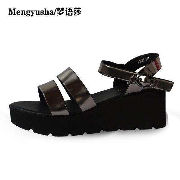 summer new korean version of the tide with loose bottom slope with non-slip students flat large size women's sandals, Black
summer new korean version of the tide with loose bottom slope with non-slip students flat large size women's sandals, Black