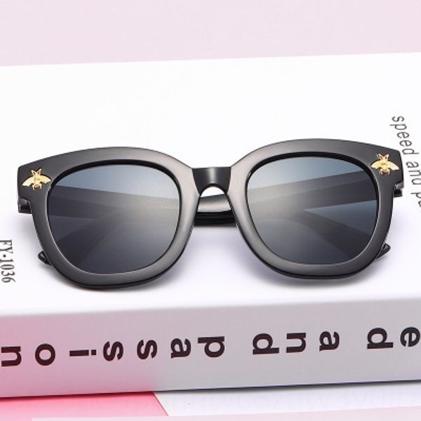 little bee square sun sun female star sun glasses fashion brand resin casual glasses, White;black
little bee square sun sun female star sun glasses fashion brand resin casual glasses, White;black