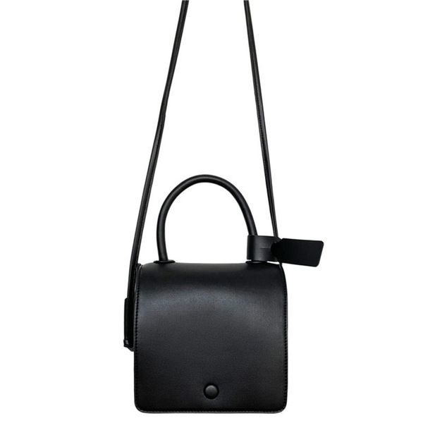 women's pu leather shoulder messenger bag female retro daily totes lady elegant handbags
women's pu leather shoulder messenger bag female retro daily totes lady elegant handbags