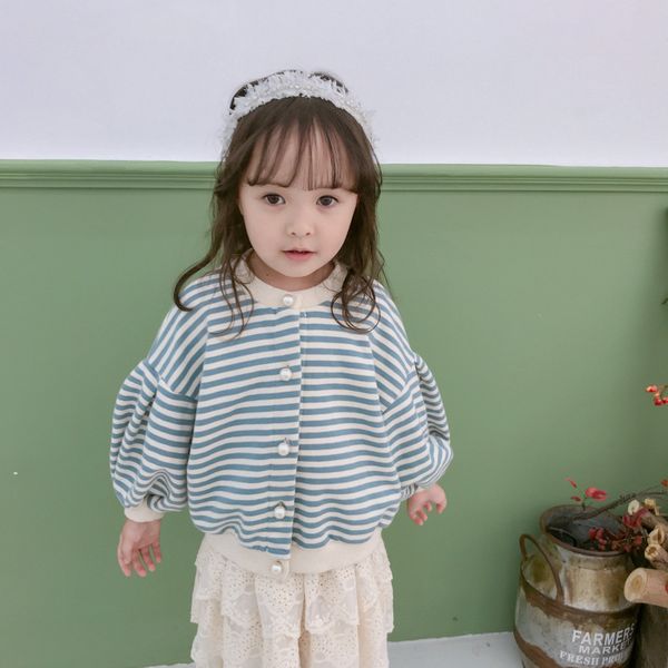 spring autumn 2019 cute girls striped puff sleeve jackets 1-6 years kids all-match fashion pearl button coats, Blue;gray
spring autumn 2019 cute girls striped puff sleeve jackets 1-6 years kids all-match fashion pearl button coats, Blue;gray