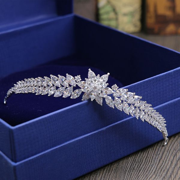 slbridal pave setting vintage прозрачный кубический циркон свадьба тиара cz свадебная королева принцесса pageant королевская вечеринка корон, Golden;white
slbridal pave setting vintage прозрачный кубический циркон свадьба тиара cz свадебная королева принцесса pageant королевская вечеринка корон, Golden;white