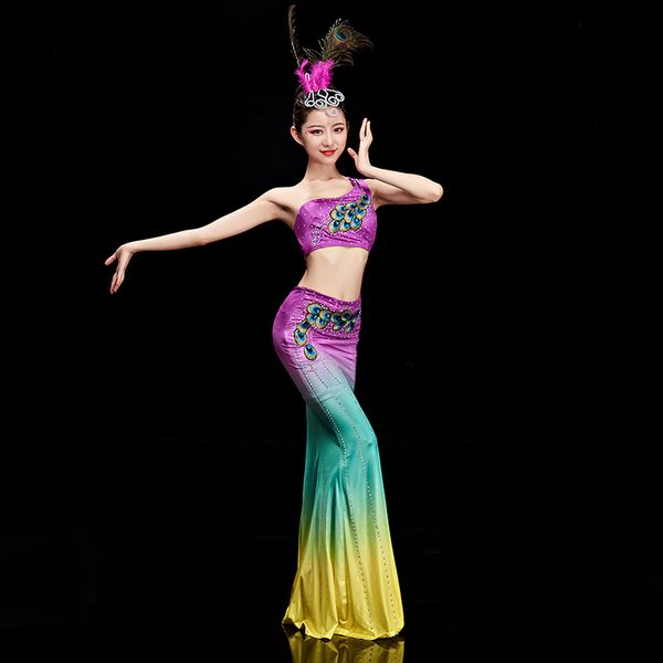dai dance costume yunnan ethnic style solo skirt peacock skirt costume fishtail new, Black;red
dai dance costume yunnan ethnic style solo skirt peacock skirt costume fishtail new, Black;red