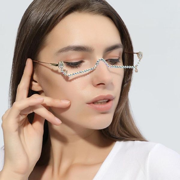 2020 es arrival fashion women sunglasses emblem woman sun glasses square semi rimless no lens glamour women gafas de sol, White;black
2020 es arrival fashion women sunglasses emblem woman sun glasses square semi rimless no lens glamour women gafas de sol, White;black