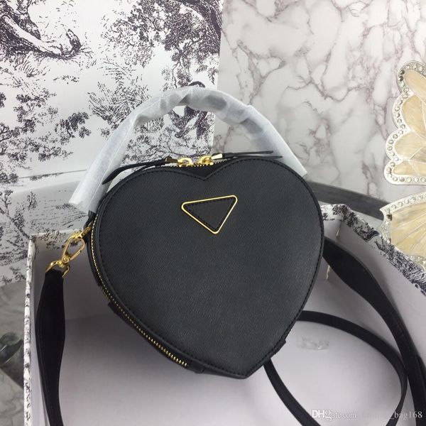 new fashion luxury designer woman handbag cross body bags shoulder genuine leather tote bags superior leather heart shaped bag
new fashion luxury designer woman handbag cross body bags shoulder genuine leather tote bags superior leather heart shaped bag