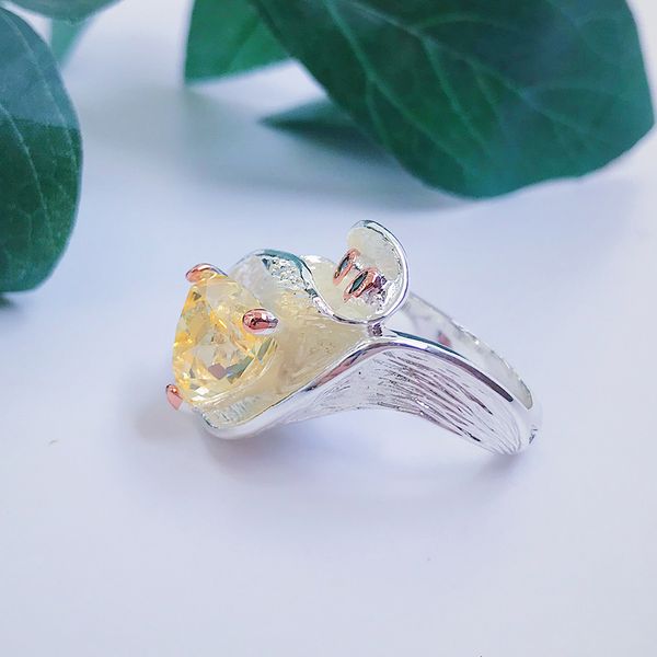 fashion-lotus design big triangle golden zirconia rings silver plating party jewelry fashion ring for women
fashion-lotus design big triangle golden zirconia rings silver plating party jewelry fashion ring for women