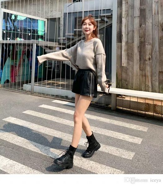 2019 autumn and winter new high waist skinny shorts women wear wide leg pu fashion loose a leather pants, White;black
2019 autumn and winter new high waist skinny shorts women wear wide leg pu fashion loose a leather pants, White;black