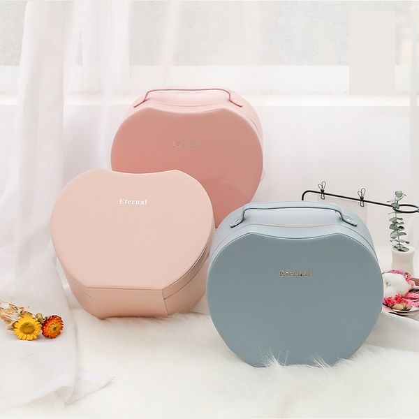 portable leather gift box for candy flower cosmetics packaging boxes diy wedding favors party supplies packing box with handle
portable leather gift box for candy flower cosmetics packaging boxes diy wedding favors party supplies packing box with handle