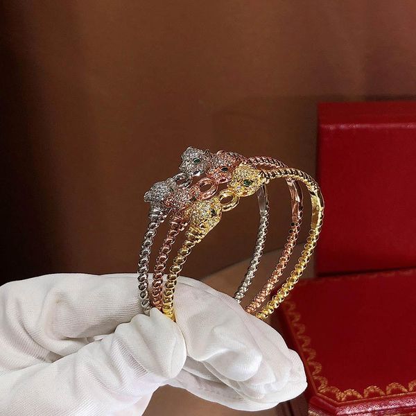 popular brand s925 silver plated leopard bracelet 5a zircon classic design cheetah bracelet fashion ball celebrity couple luxury bracelet
popular brand s925 silver plated leopard bracelet 5a zircon classic design cheetah bracelet fashion ball celebrity couple luxury bracelet